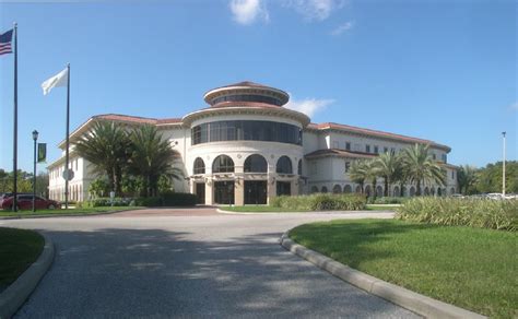 Sarasota, a University Town