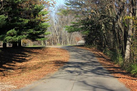 Main trail at Bellevue State Park, Iowa image - Free stock photo - Public Domain photo - CC0 Images