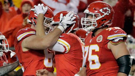 Five Interesting Points To Remember About the Chiefs Offense in 2016