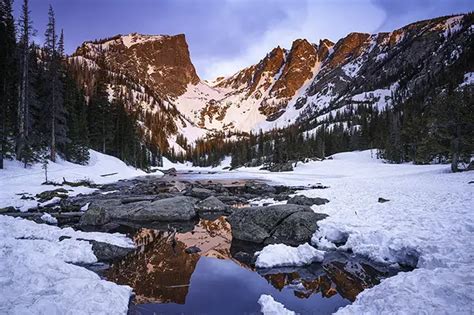 Estes Park Snowshoe Tours | Rocky Mountain National Park Snowshoeing Tours