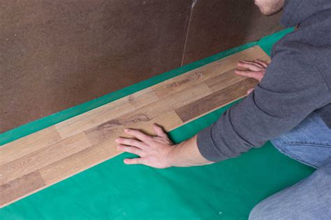 How To Install Moisture Barrier Under Laminate Flooring | Floor Roma