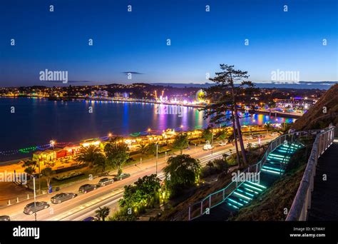 Torquay seafront hi-res stock photography and images - Alamy