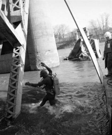 Gallery: Historical photos of the 1967 collapse of the Silver Bridge ...