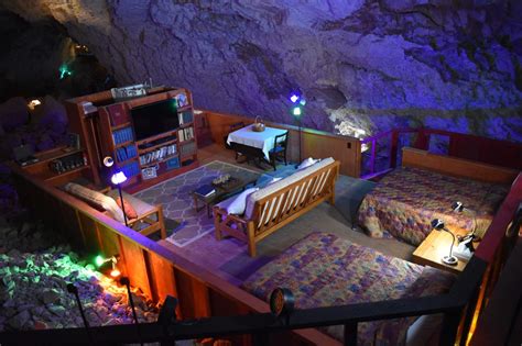 Discover The Grand Canyon Caverns Underground Hotel Suite in Arizona – Trips To Discover