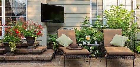 Outdoor TV Ideas: Essential Tips for Safety and Style ...