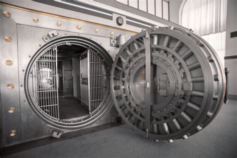 Antique vault doors for sale - kobo building