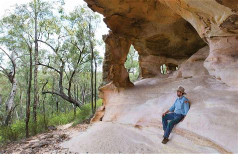 Sandstone Caves Walking Track | NSW Holidays & Accommodation, Things to Do, Attractions and Events