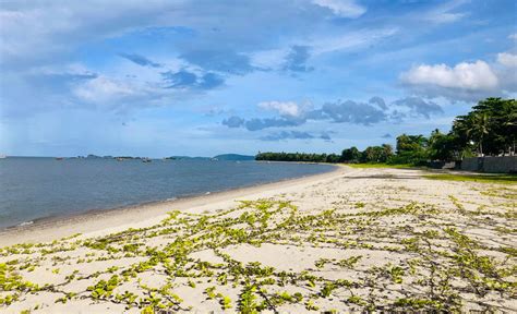 Exploring beaches and viewpoints in Chumphon, Thailand