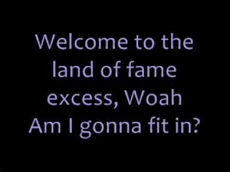 Miley Cyrus - Party in the USA Lyrics - YouTube