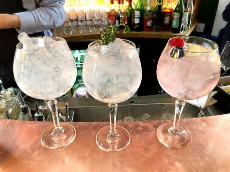 Gin and tonics at the Distillery in London | Sarah Stierch | Flickr