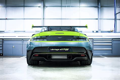 ASTON MARTIN Vantage GT8 Specs & Photos - 2016, 2017, 2018, 2019, 2020 ...