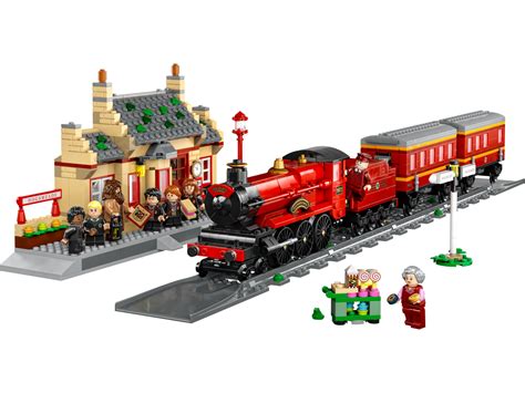 Hogwarts Express ™ Train Set with Hogsmeade Station™ 76423 | Harry ...