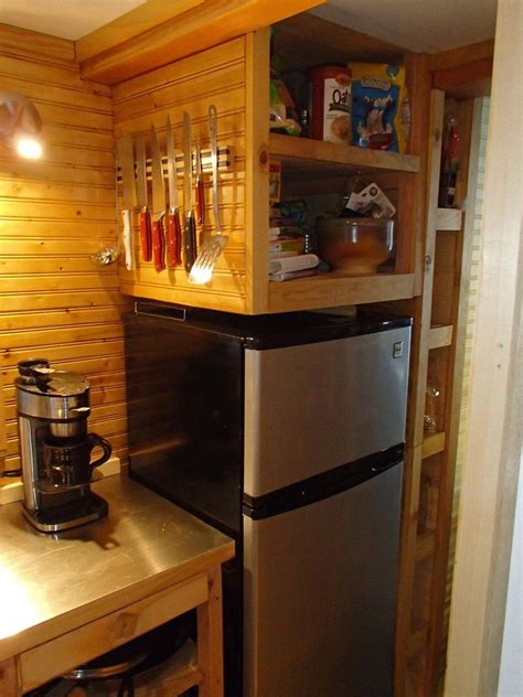 Loading... | Tiny house storage, Tiny house kitchen, Tiny house swoon