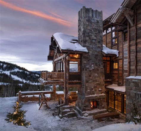 This rustic Montana getaway home has impressive mountain views