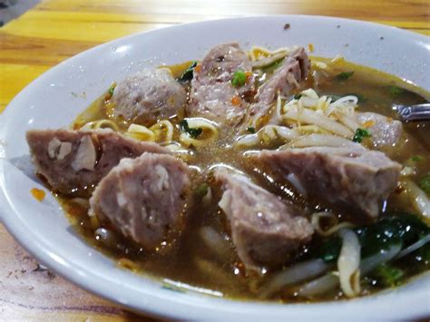 10 Bakso Enak di Bandung yang Jadi Andalan Kota Kembang - PergiKuliner.com