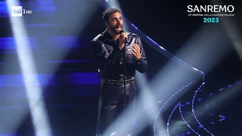 Sanremo 2023 - Marco Mengoni canta 'Due vite' | Musica leggera, Canzoni ...