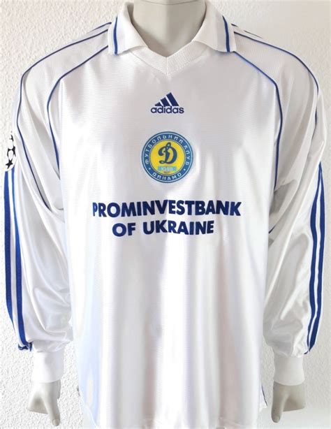 Dynamo Kyiv 1999-00 Kits