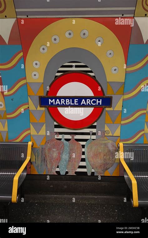 Marble Arch tube station, London Underground Stock Photo - Alamy