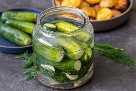 Quick Pickled Cucumber Recipe - Momsdish