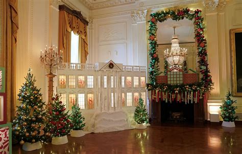 White House unveils Christmas decor - November 27, 2023 | Reuters