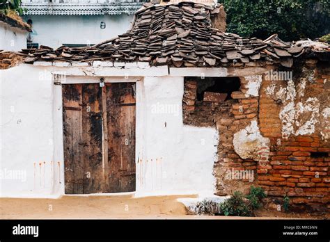 Old traditional house exterior in India Stock Photo - Alamy