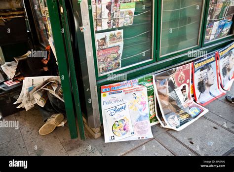 Newspaper stand Il Giorno in Milan, Italy Stock Photo - Alamy