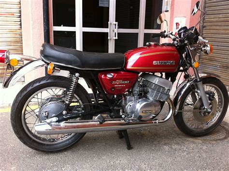 Suzuki GT 500 | Classic motorcycles, Japanese motorcycle, Classic bikes