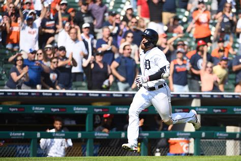 Tigers' Eric Haase hits three-run, inside-the-park home run — then hits ...