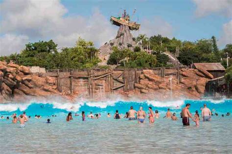 The Definitive Guide to Typhoon Lagoon Water Park at Walt Disney World ...