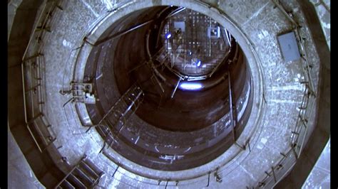 Inside a nuclear reactor core - Bang Goes The Theory - BBC - YouTube