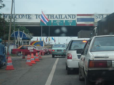 New Regulations For Drivers Passing Through Malaysia-Thailand Border To Start In October