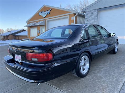 Two-Owner 1996 Chevrolet Impala SS Looks Absolutely Mint - autoevolution