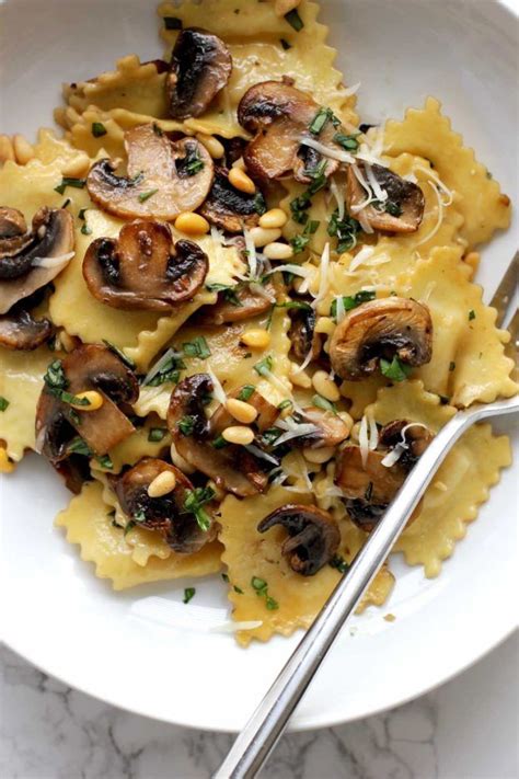 Ravioli with Sautéed Mushrooms - Green Valley Kitchen | Recipe | Recipes, Easy pasta dishes ...