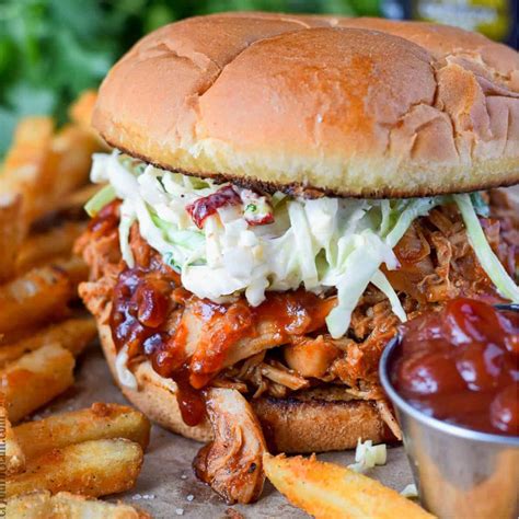 Sándwich de pollo a la barbacoa de cocción lenta - Cocina Facil