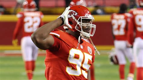 Chiefs News: Derrick Johnson Believes Chris Jones Can Win MVP