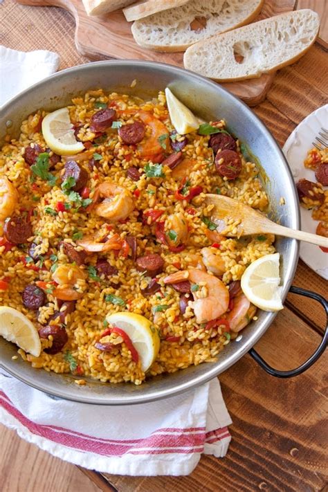 Easy Shrimp and Spanish Chorizo Paella + Paella Kit Giveaway - Muy ...