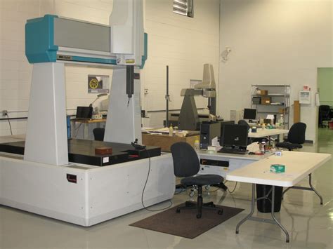 The Metrology Lab at Dimensional Measurement. A State of the Art ...