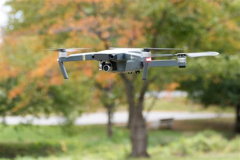 DJI Mavic Pro is a flying camera to take anywhere - CNET