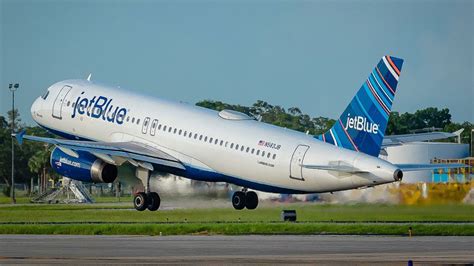 JetBlue CEO Steps Down, Succession Plan Announced Ahead of Spirit ...