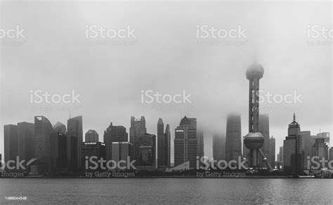 City Skyline Of Shanghai Stock Photo - Download Image Now - China ...