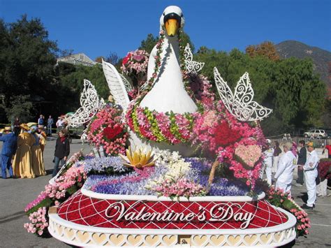 Propensity: Rose Parade Floats Pictures