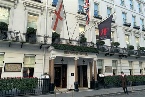 Review: Brown’s Hotel, London – Reviews – Blog – Luxury Travel Diary