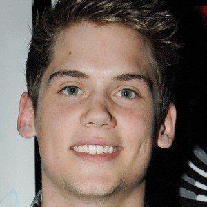 Tony Oller - Bio, Facts, Family | Famous Birthdays