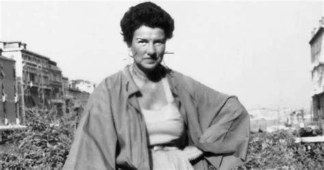 Peggy Guggenheim – Biography of art Collector & Socialite