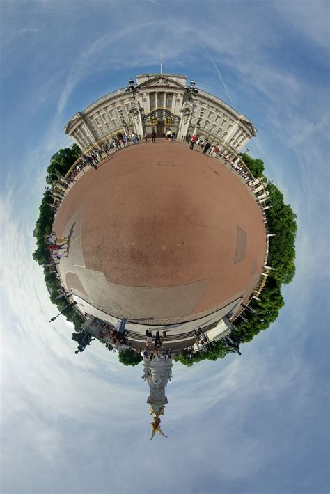 Buckingham Palace | Stereographic projection of this equirec… | Flickr