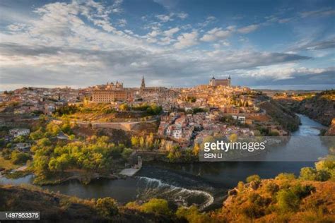 850 Toledo Skyline Stock Photos, High-Res Pictures, and Images - Getty Images