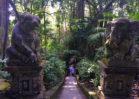 Ubud Monkey Forest Art Painting Place of Interest, Tours Activities in Bali traveling