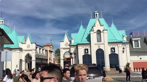 YVR outlet mall evacuated over weekend | Daily Hive Vancouver