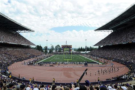 Husky Stadium Reborn - UW Dawg Pound