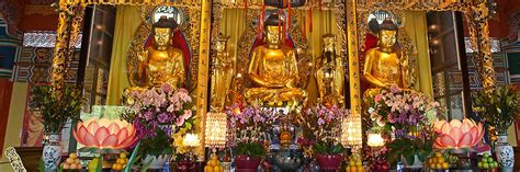 Po Lin Monastery - Buddhist sanctuary on Lantau Island